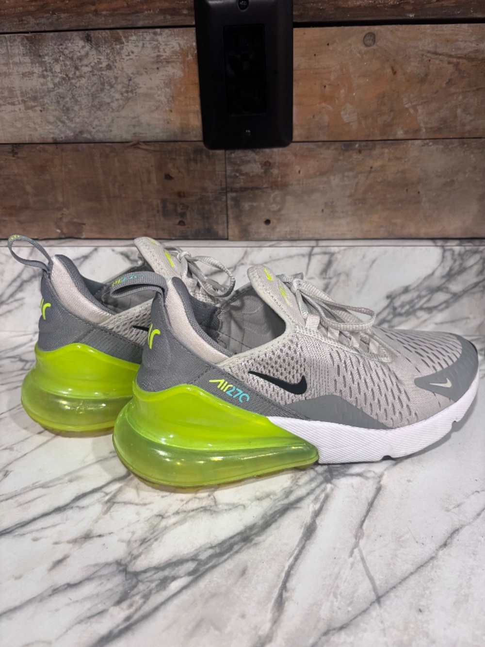 Nike 270 youth size 6.5